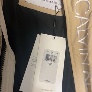Men’s Small Calvin Klein Winter Puffer Jacket.